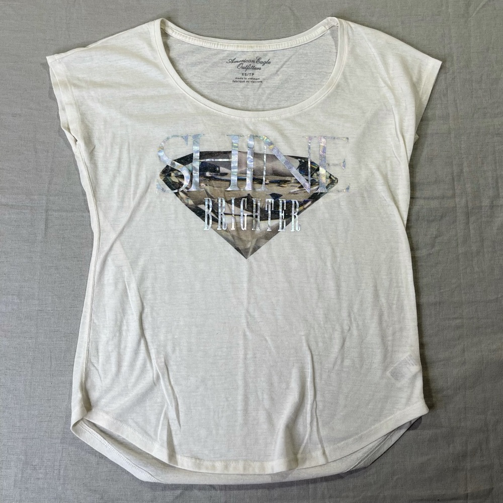 American Eagle Outfitters Graphic Diamond Tee
